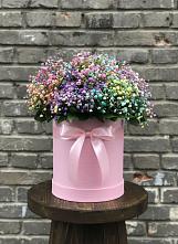 Цветочная композиция из Гипсофила и Розы в шляпной коробке в Ветлуге