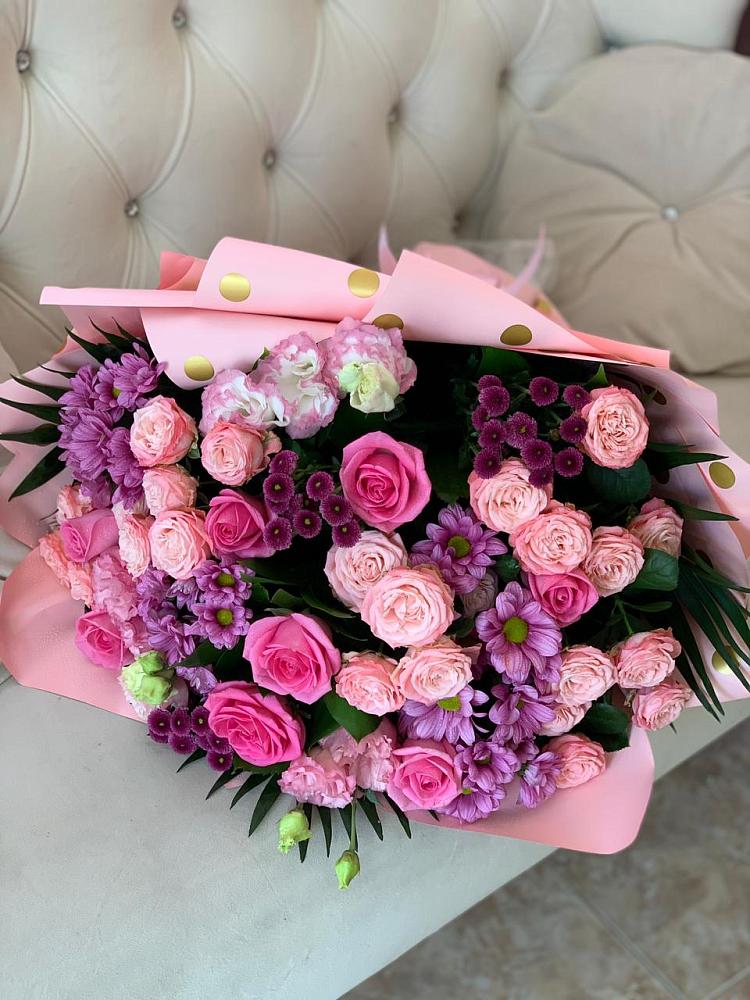 Букет цветов из: Хризантемы, Розы и Лизиантусы в Ветлуге