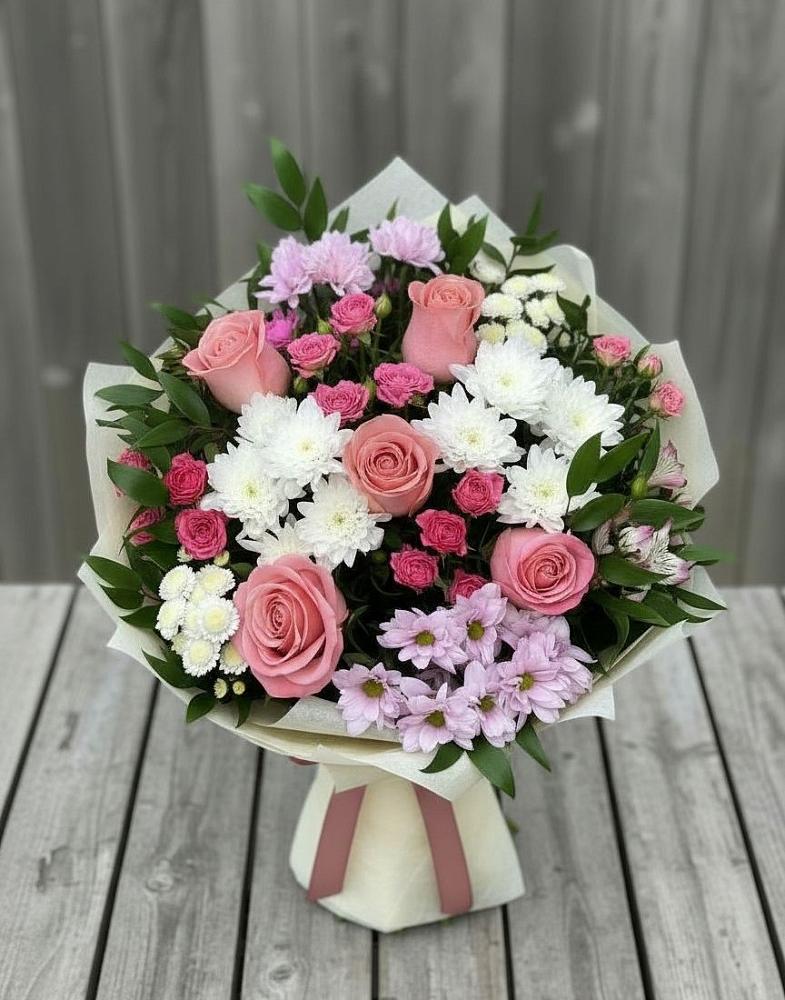 Букет цветов из: Альстромерии, Гвоздики, Розы и Хризантемы в Ветлуге