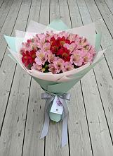 Букет цветов из:  Альстромерии в Ветлуге