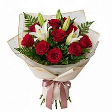 Букет цветов из:  Лилии и Розы в Ветлуге