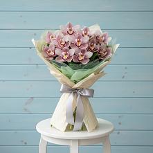 Букет цветов из:  Орхидеи и Розы в Ветлуге