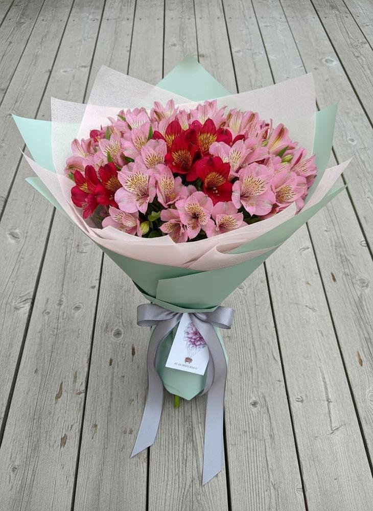 Букет цветов из: Альстромерии в Ветлуге
