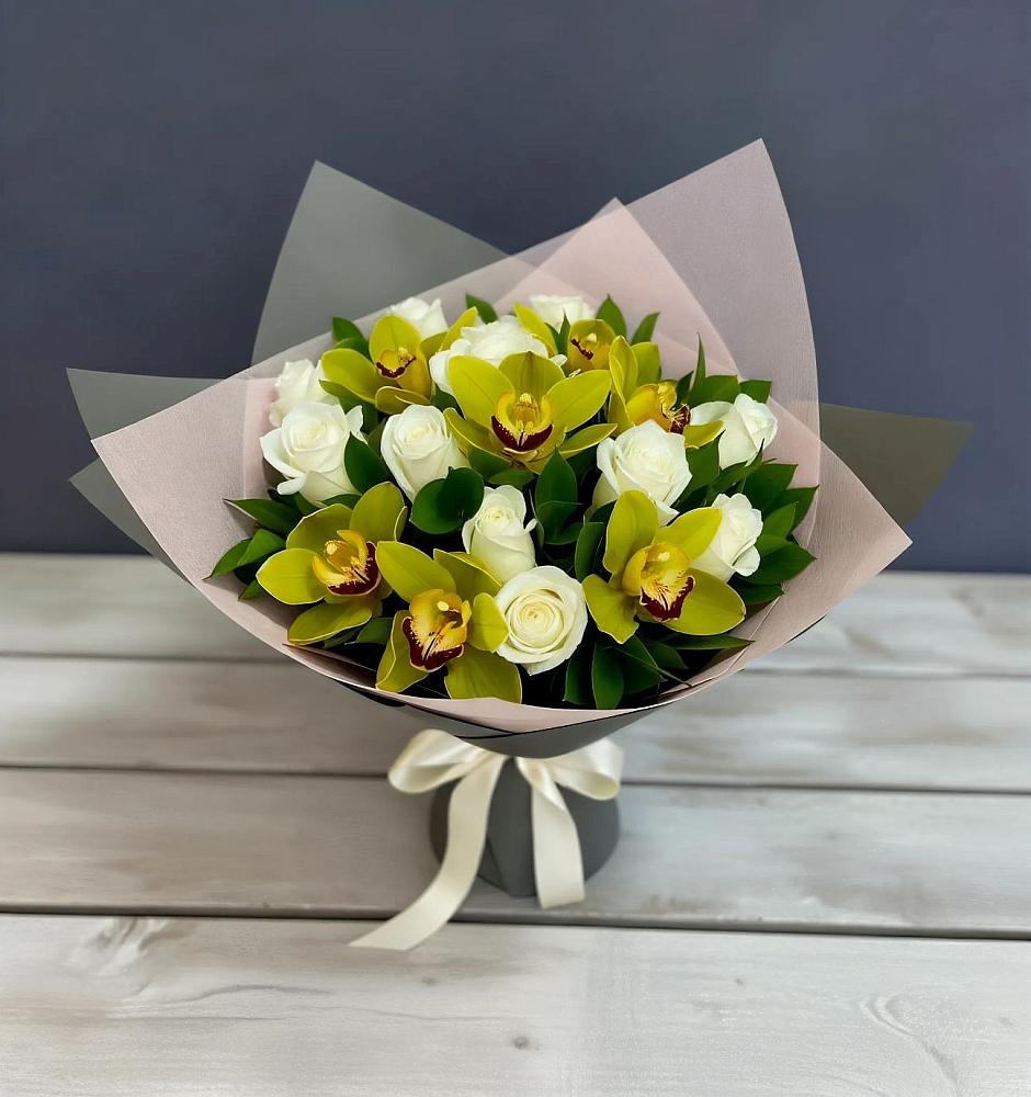 Букет цветов из: Орхидеи и Розы в Ветлуге