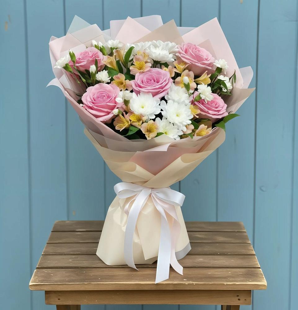 Букет цветов из: Гвоздики, Орхидеи и Розы в Ветлуге